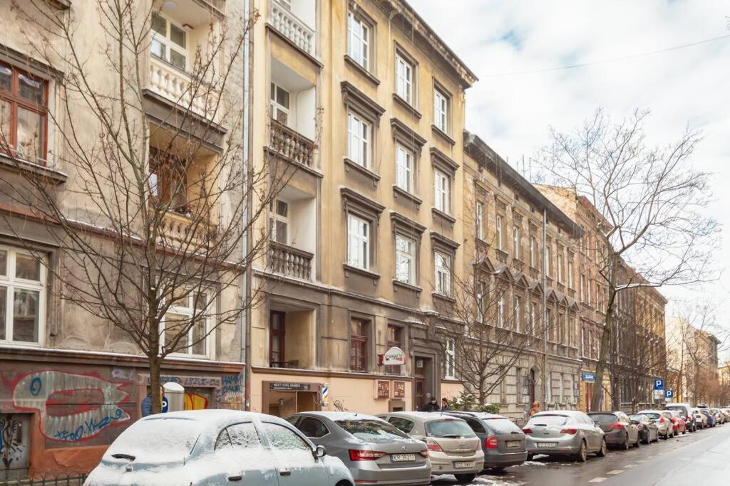 Apartament Miniscule *