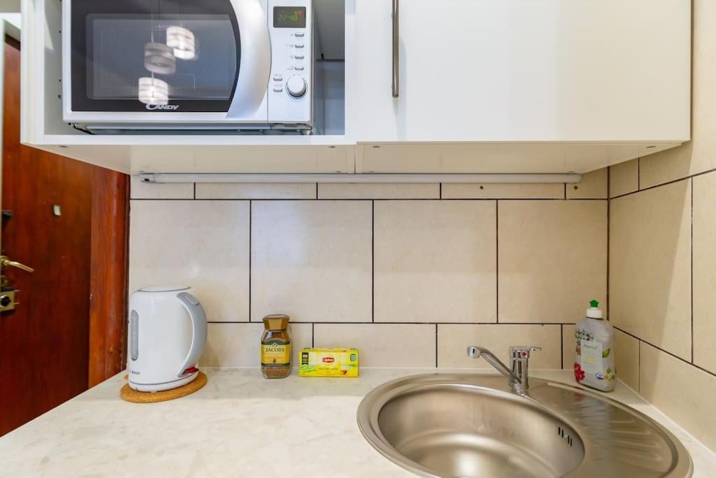 Apartament Miniscule *